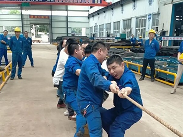 【湘潭恒欣】開展拔河比賽！
